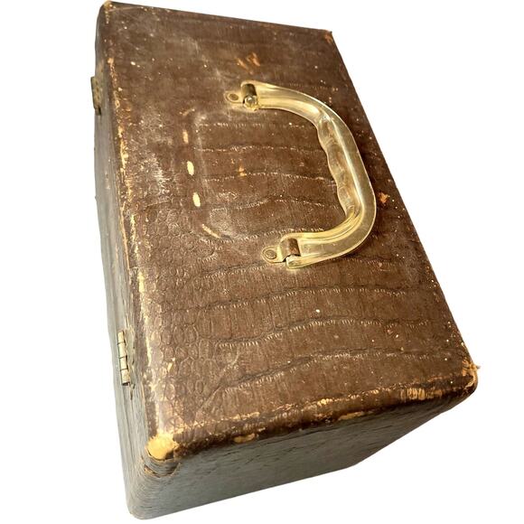 Vintage Faux Alligator Skin Train Case Cosmetic Travel Luggage~ Make Ove… - Picture 5 of 10